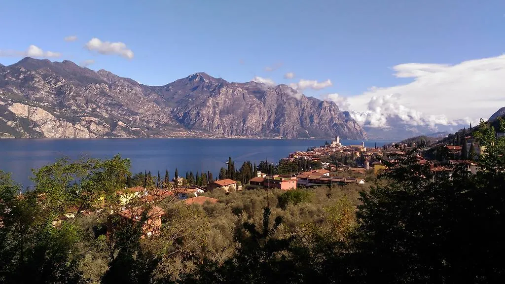 **  Casa Bianca Hotel Malcesine Italy