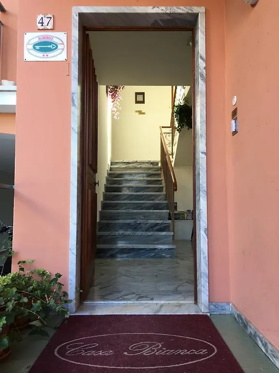 **  Casa Bianca Hotel Malcesine Italy